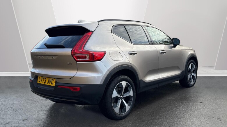Volvo XC40 2.0 B4P Plus Dark 5dr Auto Petrol Estate